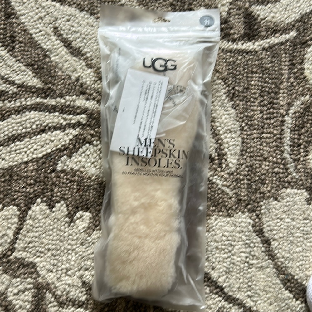 NEW UGG Men’s Sheepskin Insoles - Size 11 (never taken out of package!)